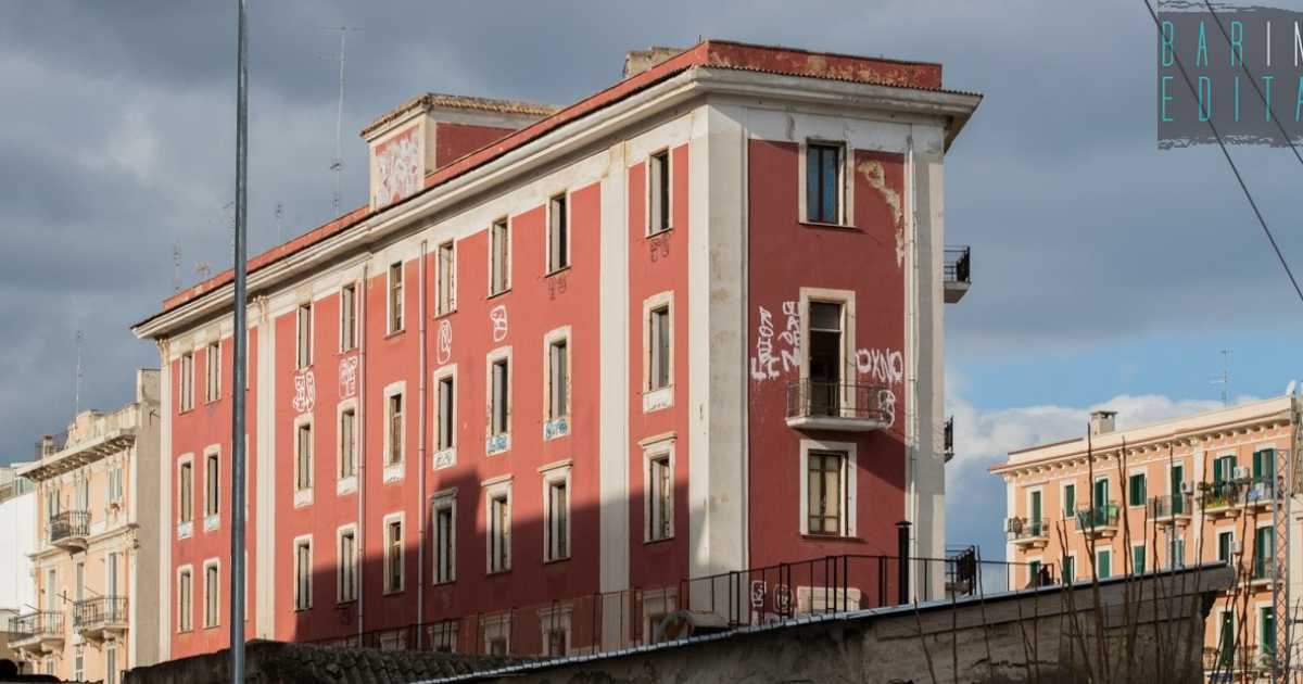 Bari, rinasce il palazzo rosso di via Beltrani: diventer� caserma della Polizia ferroviaria